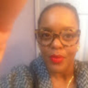 Meet your Posher, Delicia